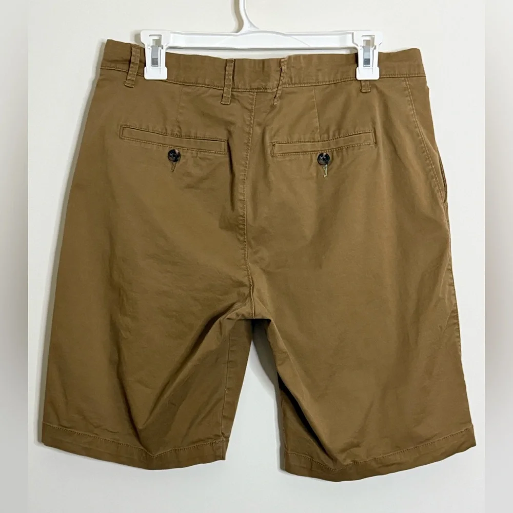 {Goodfellow & Co}-Size:34-Men's Brown Flat Front Shorts